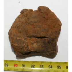 Meteorite Chondrite NWA non classée ( 105 grs )