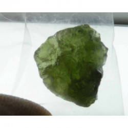 Moldavite verte ( 2.07 grs - 018 )