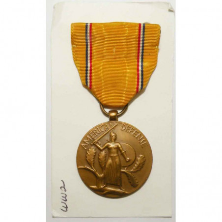 Decoration / Medaille USA American Defense WWII  ( 066 )