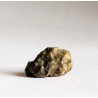 Météorite Lunaire NWA 15018 dans une boite - Feldspathic Breccia ( NWA - 0.294 gramme -  005 ** )