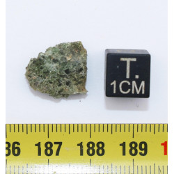 Fragment de trinitite dans une boîte - Verre d Alamogordo (USA - 0.90 gramme - 092*)