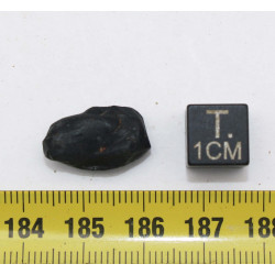 Tectite Atacamaite dans une boite (Chili - 1.75 gramme - 009 **)