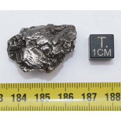 Météorite Campo del Cielo type Cristal dans une boite (Argentine - 21.85 grammes - 074**)
