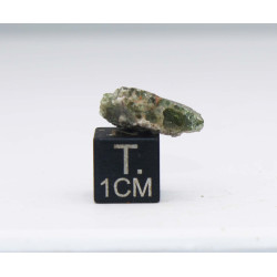 Fragment de trinitite dans une boîte - Verre d Alamogordo (USA - 0.80 gramme - 094*)