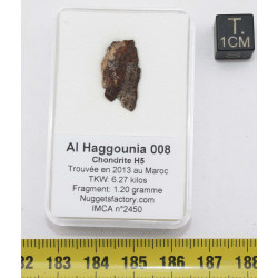 Météorite Al Haggounia 008 dans une boite - Chondrite H5 (Maroc - 1.20 gramme - 003 **)