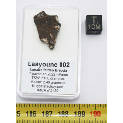 Météorite Lunaire Laâyoune 002 - Feld Breccia ( Maroc - 2.46 grammes - 057 **)