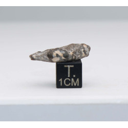 Météorite Lunaire Laâyoune 002 - Feld Breccia ( Maroc - 2.46 grammes - 057 **)