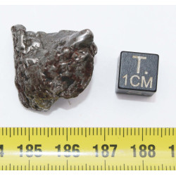 Météorite Campo del Cielo type Cristal dans une boite (Argentine - 27.75 grammes - 076**)
