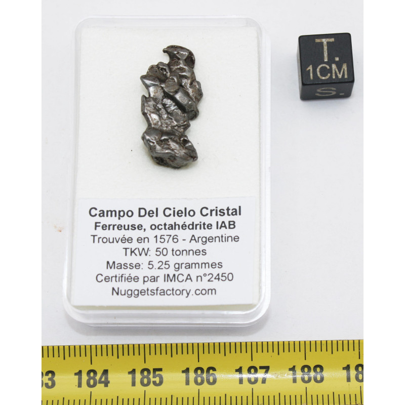 Météorite Campo del Cielo type Cristal dans une boite (Argentine - 5.25 grammes - 084**)