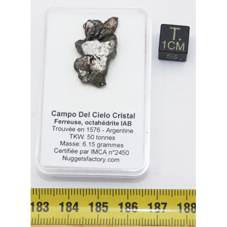 Météorite Campo del Cielo type Cristal dans une boite (Argentine - 6.15 grammes - 085**)