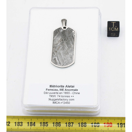 Collier pendentif météorite Aletaï dans une boite avec un cordon en cuir (Chine - 039 **)