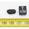 Tectite Atacamaite dans une boite (Chili - 0.54 gramme - 011 **)