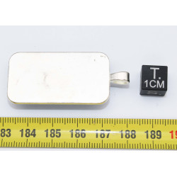 Collier pendentif météorite Aletaï dans une boite avec un cordon en cuir (Chine - 050 **)