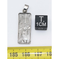 Collier pendentif météorite Aletaï dans une boite avec un cordon en cuir (Chine - 070**)