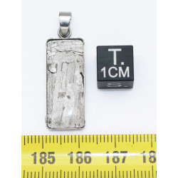 Collier pendentif météorite Aletaï dans une boite avec un cordon en cuir (Chine - 071**)