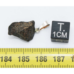 Collier pendentif météorite Chondrite NWA 869 ( Sahara - 2.61 grammes - 008** )
