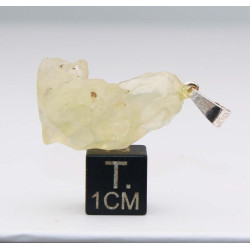 Collier pendentif en Verre Libyque ( 5.07 grammes - 016 ** )