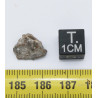 Météorite Lunaire Laâyoune 002 dans une boite Feld Breccia ( Maroc - 0.75 gramme - 064 ** )