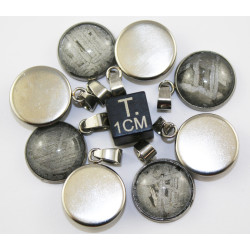 Collier pendentif météorite Aletaï dans une boite avec un cordon en cuir (Chine - 072**)