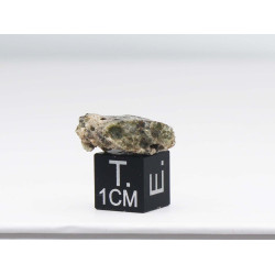 Fragment de trinitite dans une boîte - Verre d Alamogordo (USA - 1.17 gramme - 060*)
