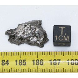 Météorite Campo del Cielo type Cristal dans une boite (Argentine - 5.90 grammes - 087 **)