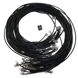 Collier pendentif dent de dinosaure dans une boite - Mosasaure (Maroc - 070**)