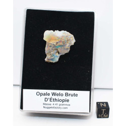 Opale Welo brute dans une boite ( 4.41 grammes - 001**)