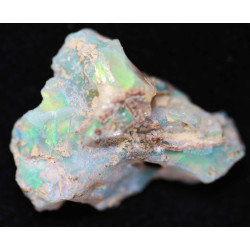 Opale Welo brute dans une boite ( 4.41 grammes - 001**)