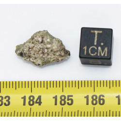 Fragment de trinitite dans une boite - Verre d Alamogordo ( USA - 0.80 grammes -  103 * )