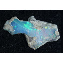 Opale Welo brute dans une boite ( 2.14 gramme - 006**)