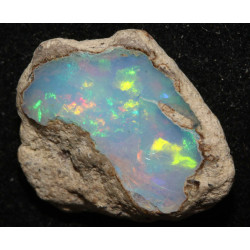 Opale Welo brute dans une boite ( 0.996 gramme - 007**)