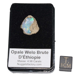 Opale Welo brute dans une boite ( 0.996 gramme - 007**)