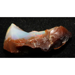 Opale Welo brute dans une boite ( 1.37 gramme - 010**)