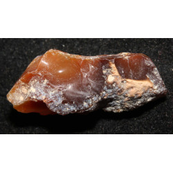 Opale Welo brute dans une boite ( 1.37 gramme - 010**)