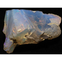 Opale Welo brute dans une boite ( 10.19 grammes - 012**)