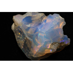 Opale Welo brute dans une boite ( 10.19 grammes - 012**)