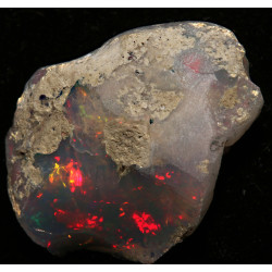 Opale Welo brute dans une boite ( Ethiopie - 2.20 grammes - 017**)