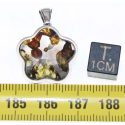 Pendentif Sericho / Pallasite dans une boite (Kenya - 6.15 grammes - 001** )
