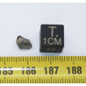 Talon de Météorite Amgala 001 - Martienne Achondrite Shergottite (NWA - 0.184 gramme - 031**)