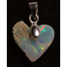 Pendentif en Opale Welo brute dans une boite ( 0.82 gramme - 020**)