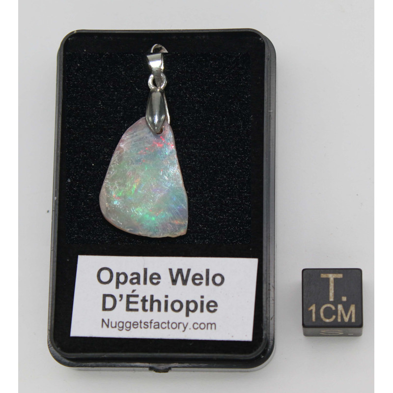 Pendentif en Opale Welo brute dans une boite ( 1.68 gramme - 025**)