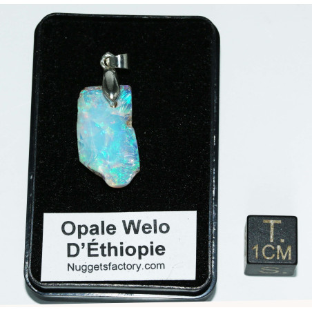 Pendentif en Opale Welo brute dans une boite ( 1.59 gramme - 026**)