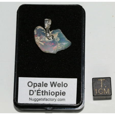 Pendentif en Opale Welo brute dans une boite ( 1.04 gramme - 028**)