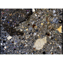 Lame mince de météorite NWA 17153 - Eucrite Polymict (NWA - 059*)