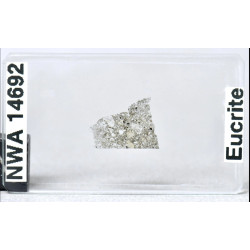 Lame mince de météorite NWA 14692  - Eucrite (NWA - 060*)