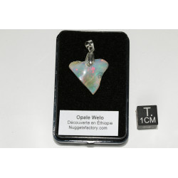 Pendentif en Opale Welo brute dans une boite ( 1.46 gramme - 030**)