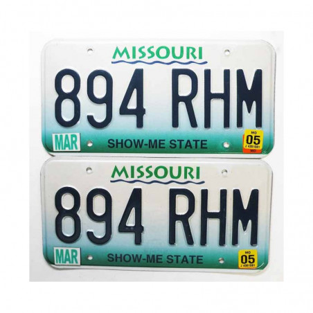 paire de Plaques d Immatriculation USA Missouri ( 008 )