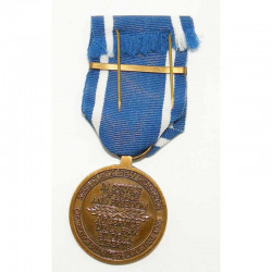 Decoration / Medaille USA Nato ex yugoslavie ( 099 )