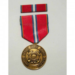 Decoration / Medaille USA Coast Guard bonne conduite ( 107)