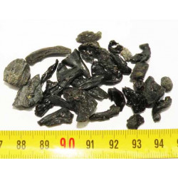 lot d Irghizite noire ( météorite -Tectite - 10 grs - 007 )